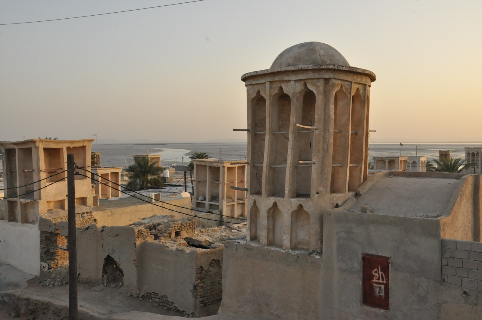 Architecture photograph by Mehran Imani — Qeshm · Hormuz · Hengam